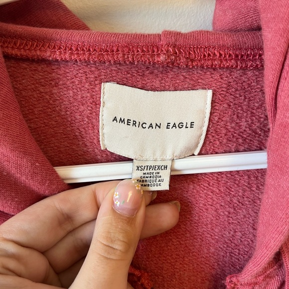 AE Cropped Zip Hoodie! GREAT CONDITION - Picture 3 of 3